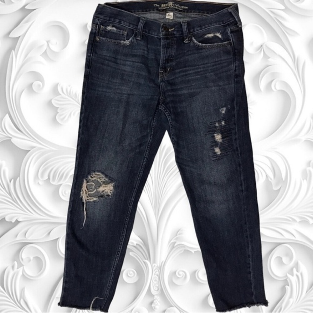 A&F The 1892 Collection Boyfriend Straight Y2K Distressed Lightweight Jeans